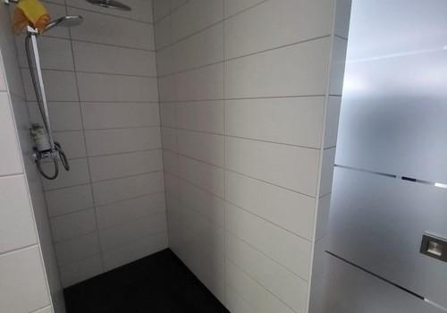 Duschbad EG