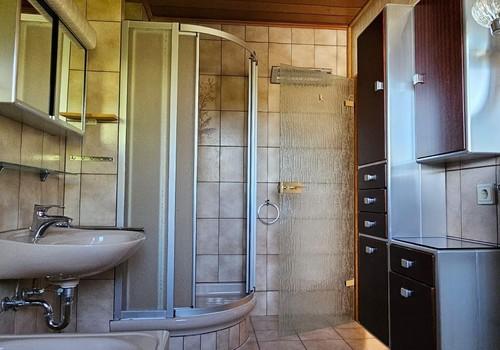 ...und Dusche