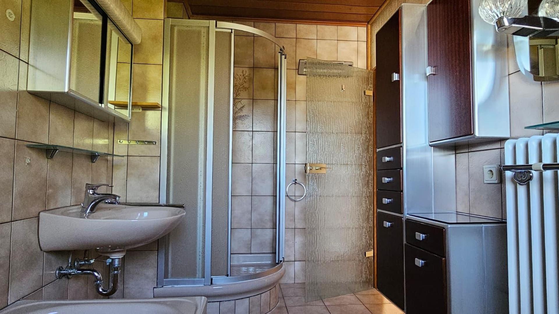 ...und Dusche
