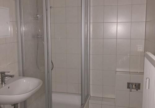Bad mit Dusche