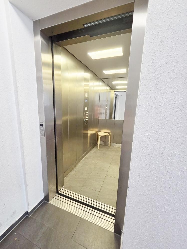 Fahrstuhl