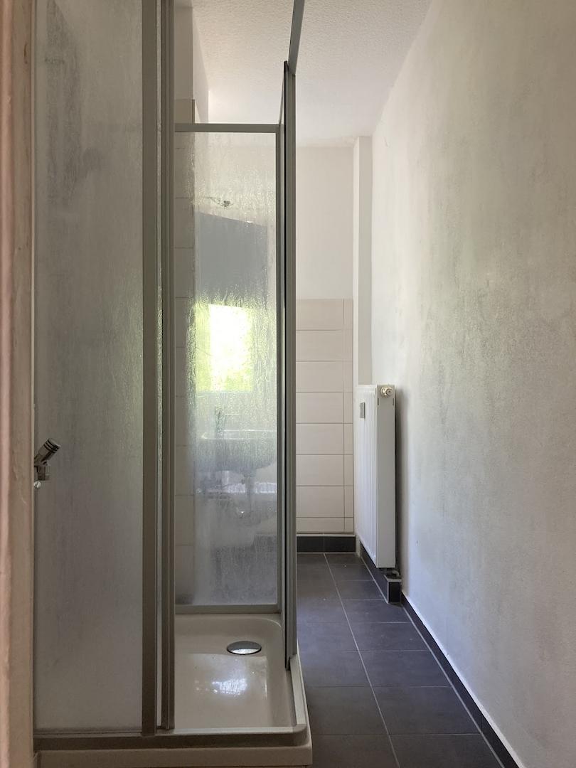 Beispiel Bad mit Dusche