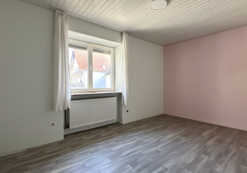 6. Zimmer (OG)