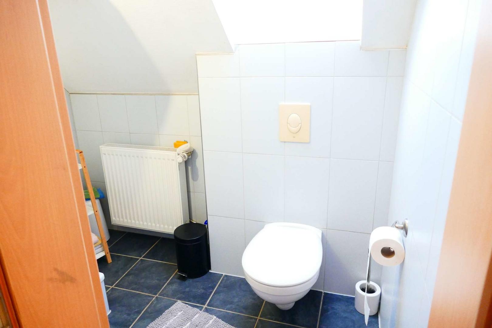 Dusche/ WC DG 
