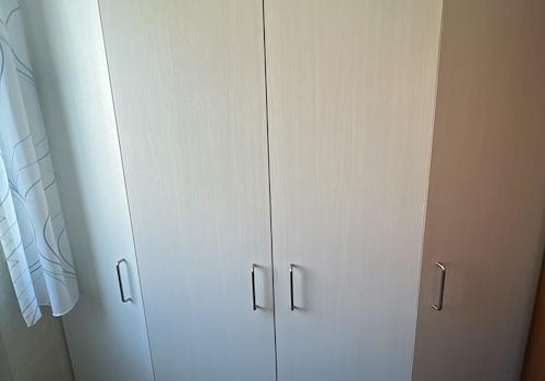 WC mit Einbauschrank