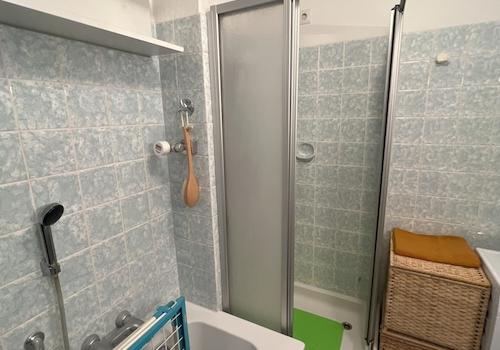 Bad Dusche