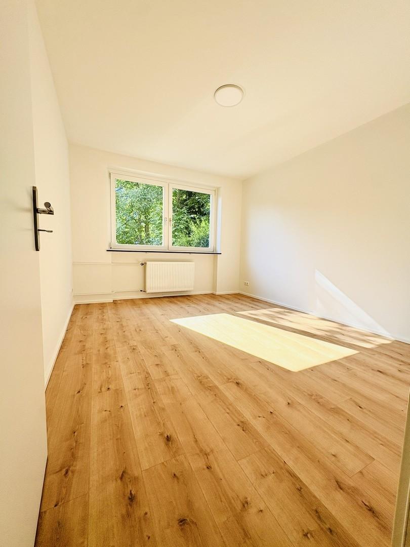 Großes Schlafzimmer
