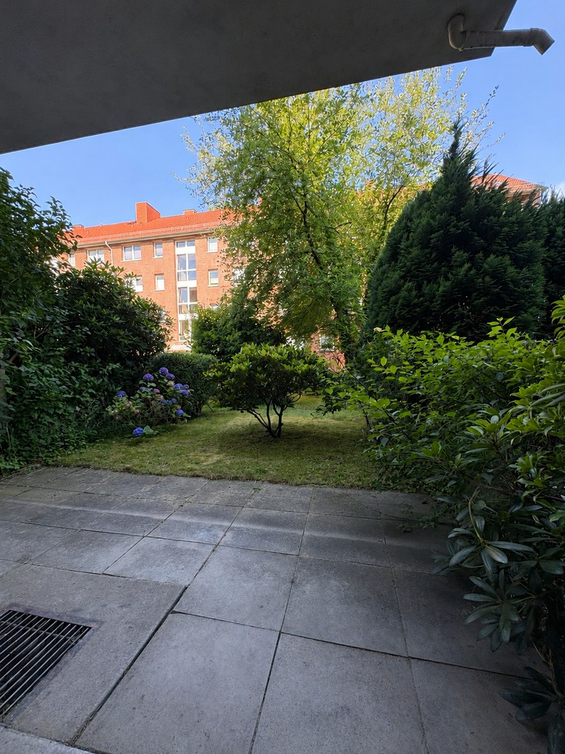 Terasse Blick vom Wohnzimmer