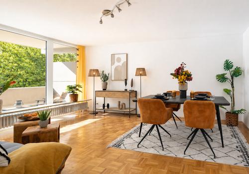 Lichtdurchflutetes  Wohnzimmer
