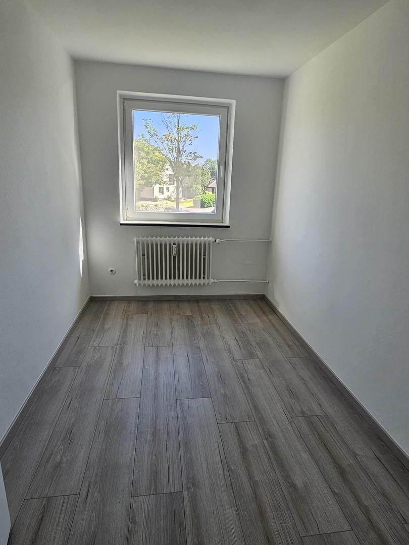 Kinderzimmer/Büro 