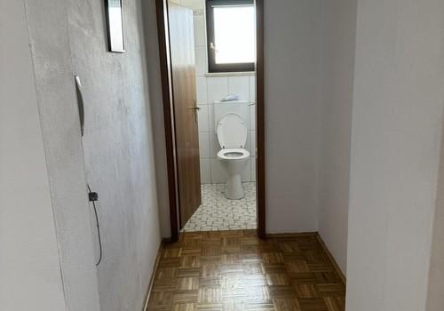 Wohnen OG Garderobe/Gäste WC