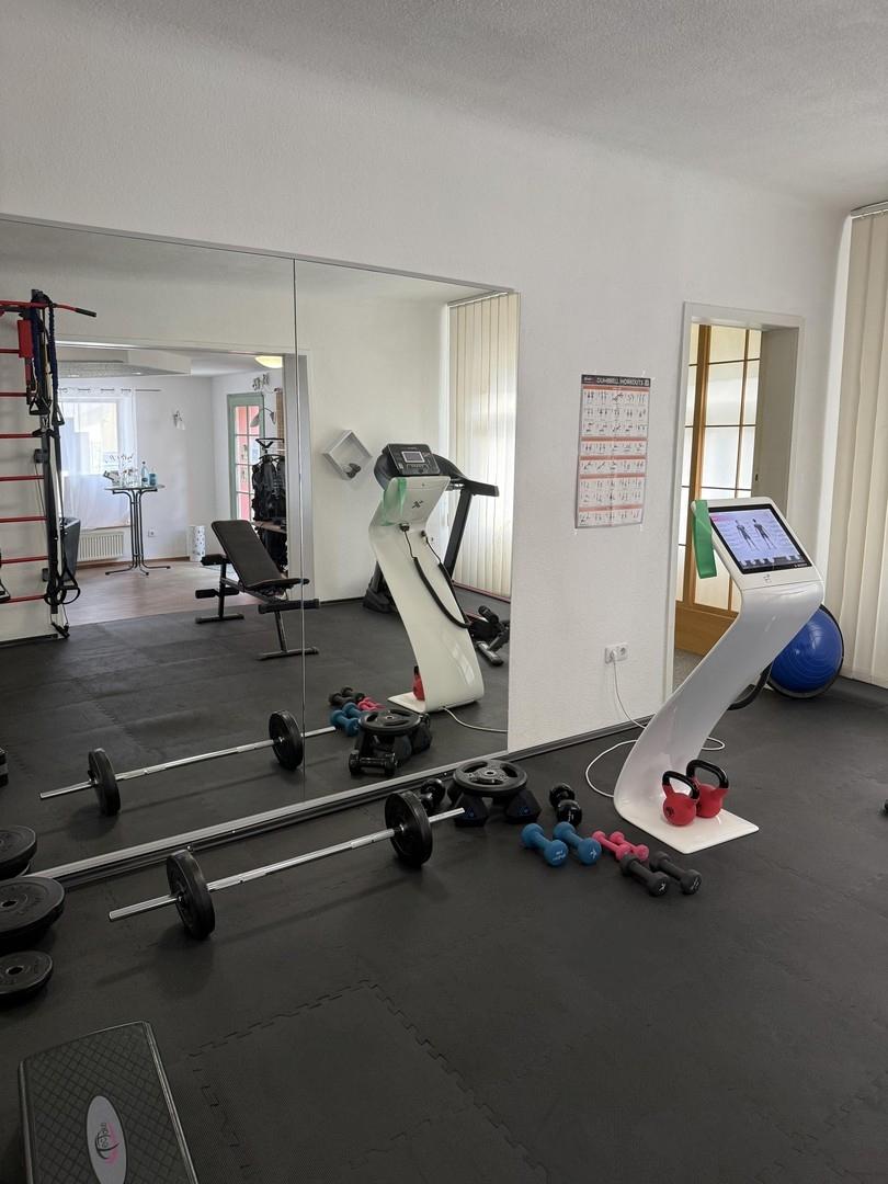 Behandlungs / Trainingsfläche