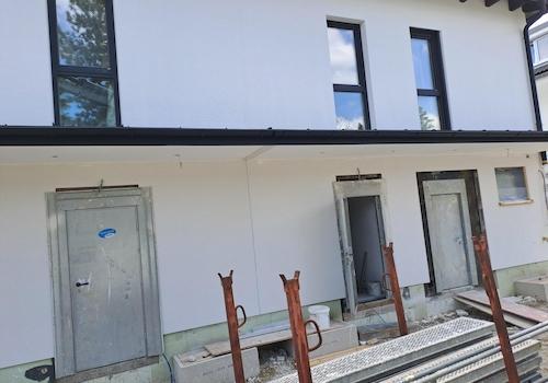 Gebäude-Nordseite in Ausbau