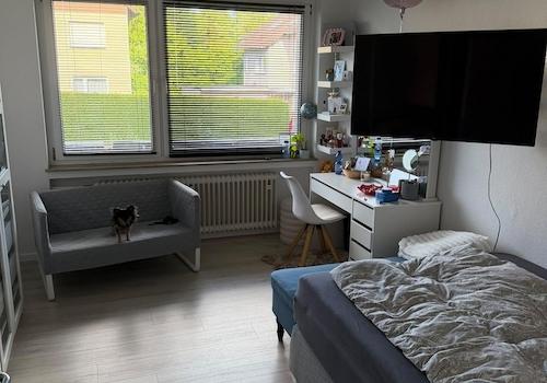 Schlafzimmer Eltern