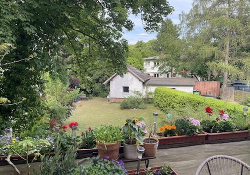 Gartenansicht von der Terrasse