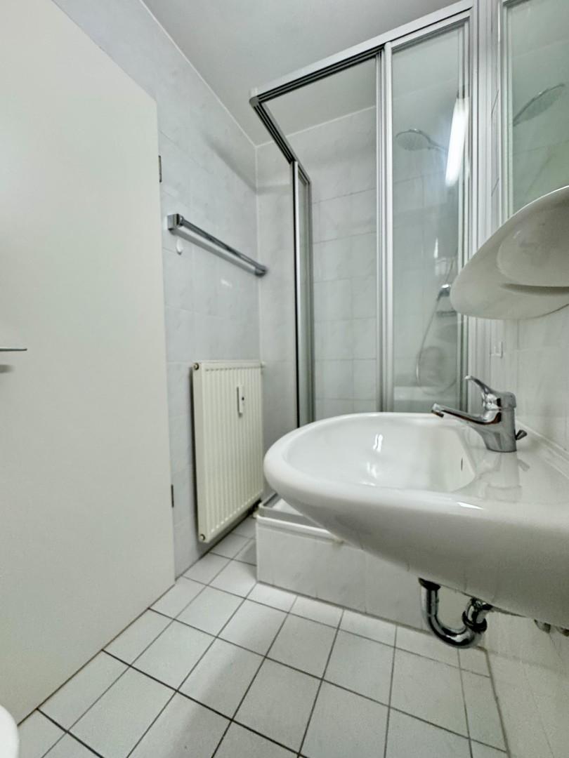 Gästebad mit Dusche