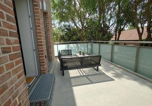 Großer Südbalkon