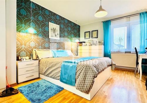 WE1 EG Schlafzimmer + Ankleide
