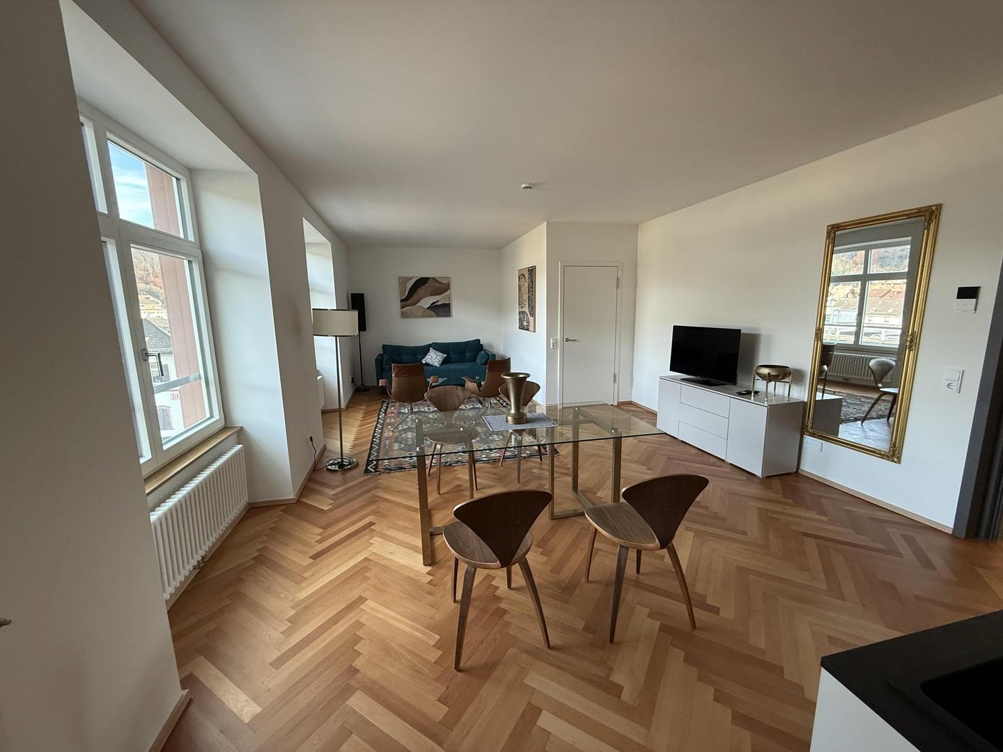 Wohnzimmer mit Essecke