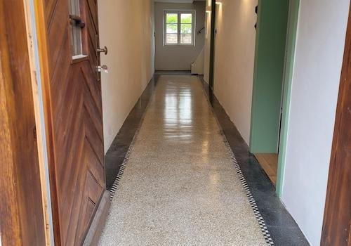 Eingangsbereich mit Terrazzo 