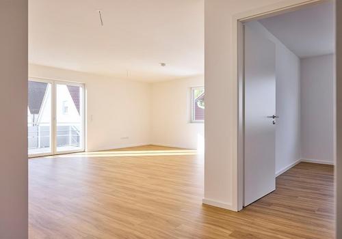 Blick in die Wohnküche + Balko