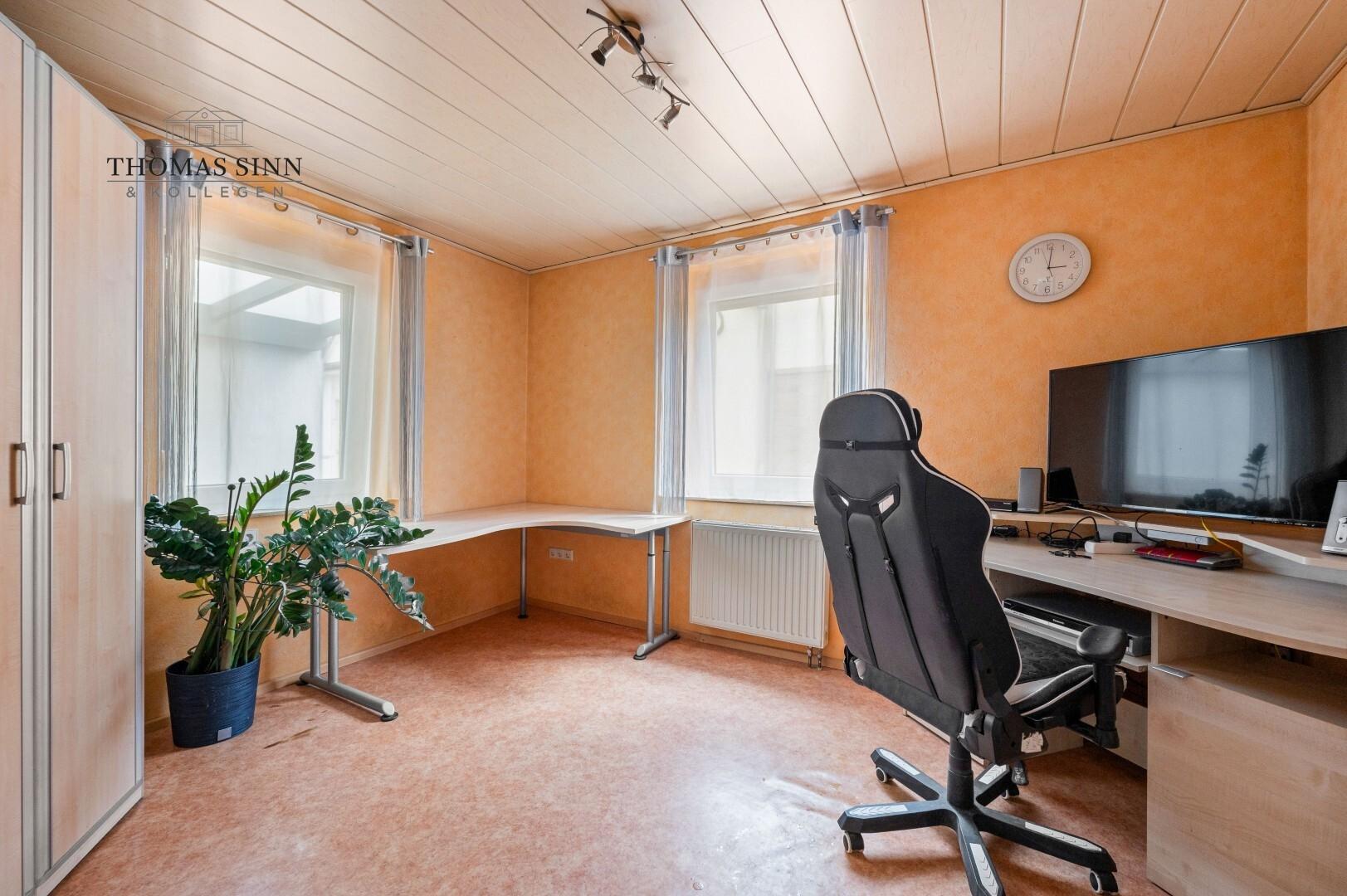 EG: Arbeitszimmer