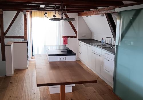 Wohnzimmer Blick Küche/EZ