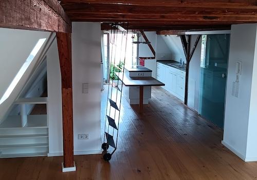 Wohnzimmer Blick Küche/EZ