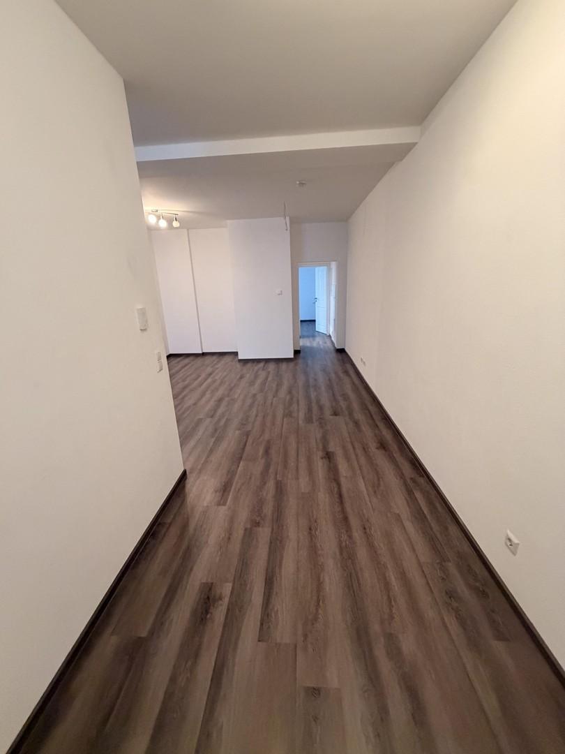 Eingang mit blick in die Flur