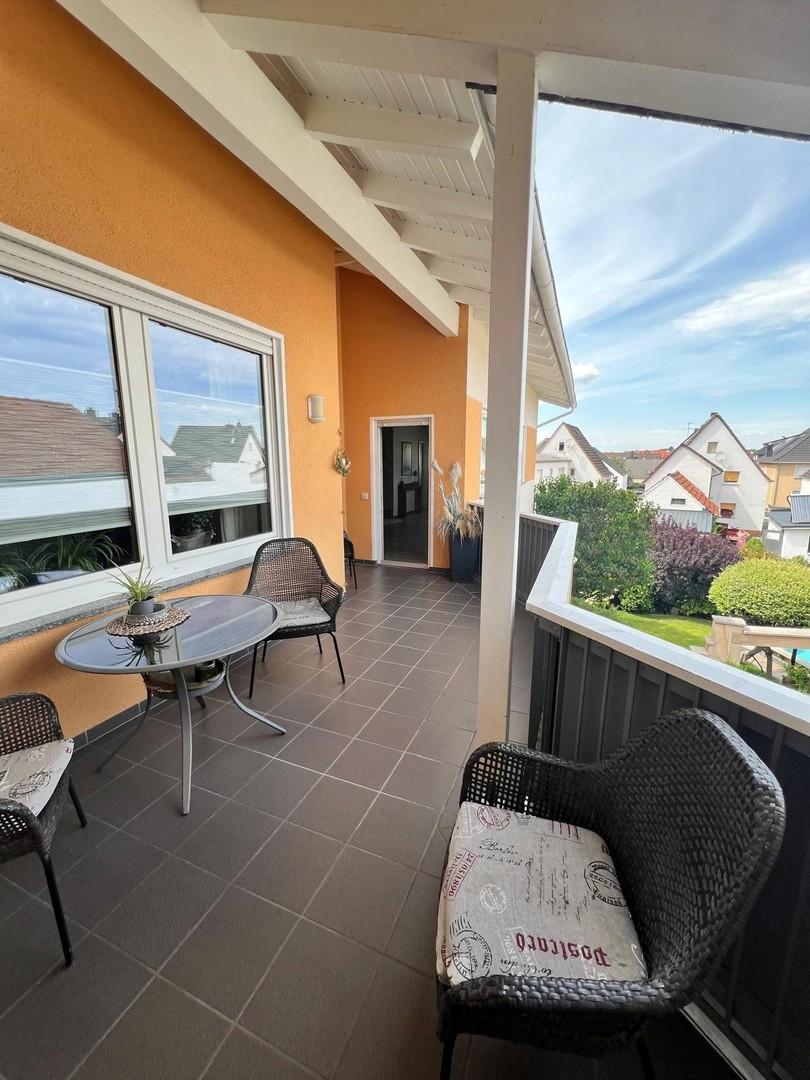 Balkon OG
