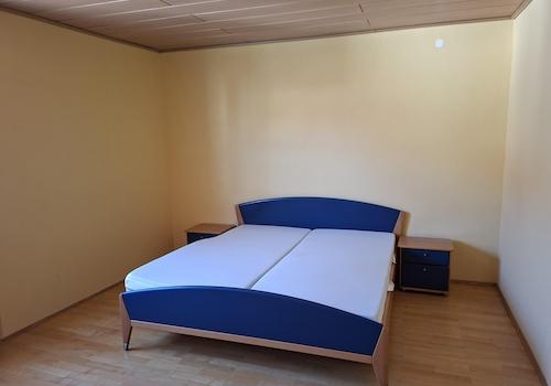 Schlafzimmer Wohnung 2