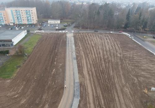 Hausanschlüsse in jedem Grdt. hergestellt