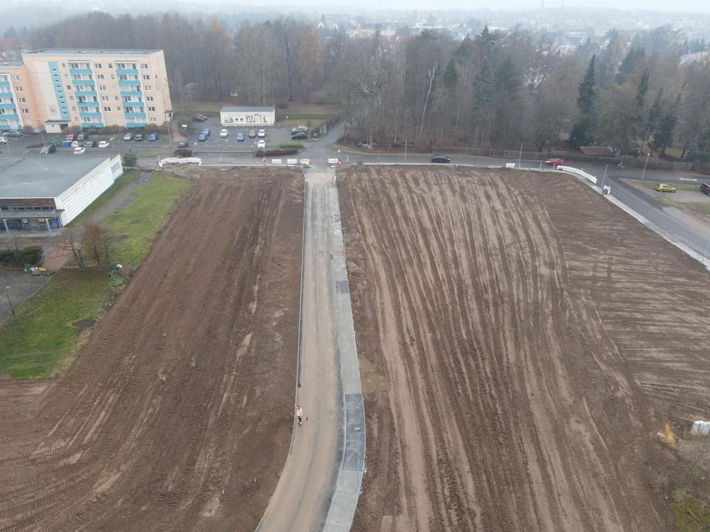 Hausanschlüsse in jedem Grdt. hergestellt