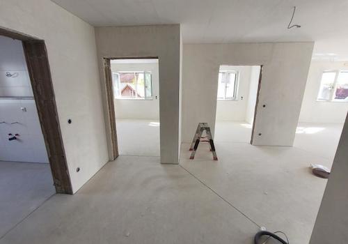 Wohnen / Essen / Küche mit Zugang zum Balkon Bild 1