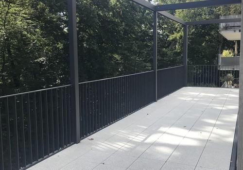 Balkon nach rechts