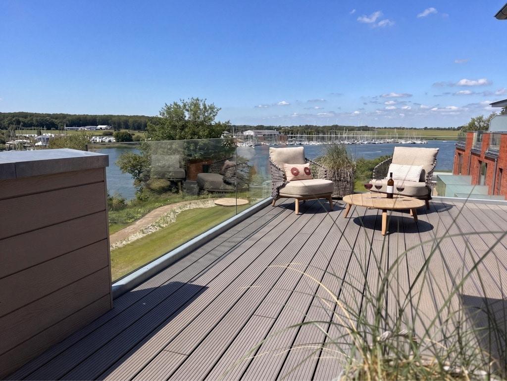 Terrasse mit Schleiblick