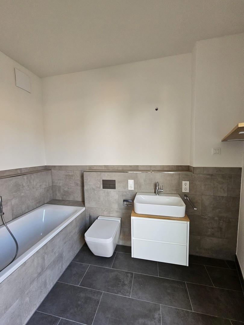 Bad en suite mit Tageslicht