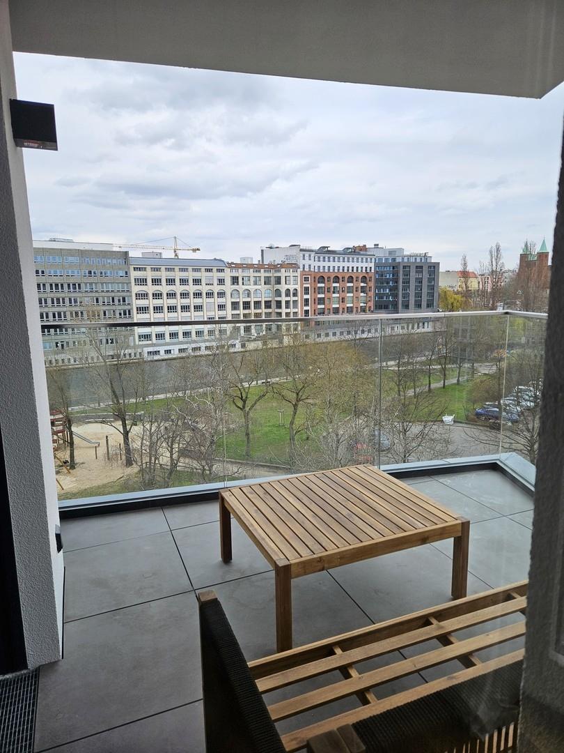 Loggia mit Spreeblick