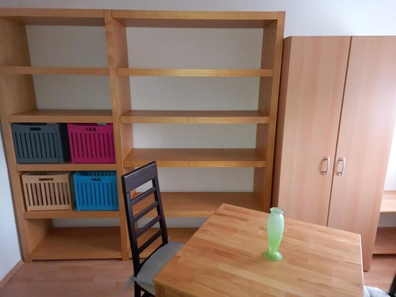 Wohn und Schlafzimmer
