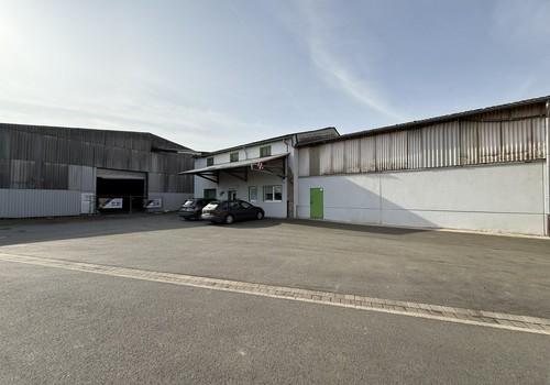 Ansicht Büro + Lagerhalle
