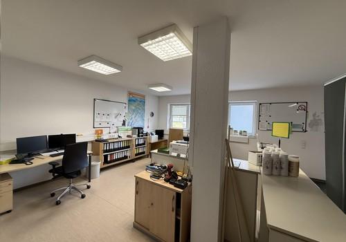 Büro- und Verkaufsraum