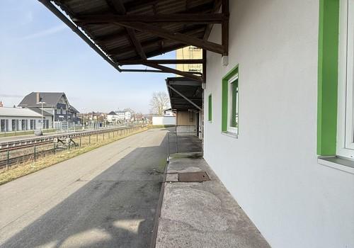Rampe hinter dem Bürobereich