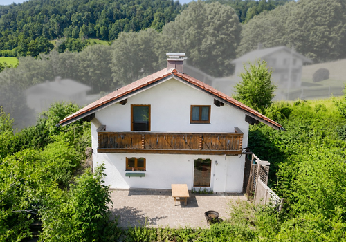 Haus mit großem Grundstück