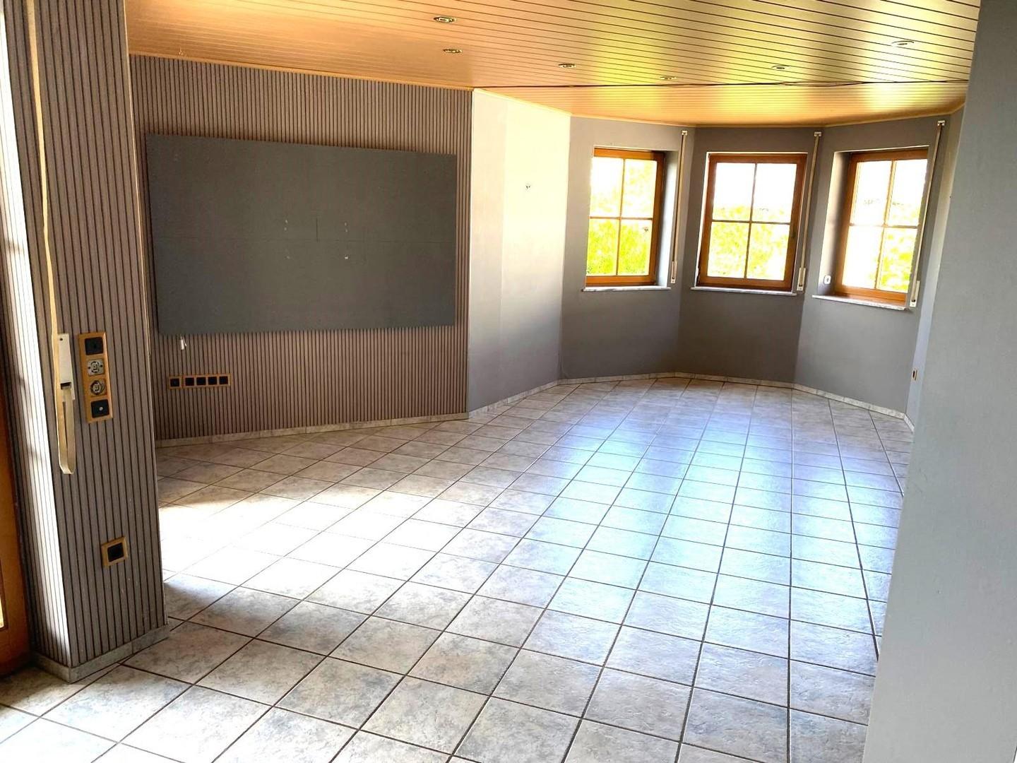 Wohnzimmer Hauptwohnung EG