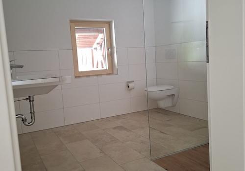 Dusche im Bad