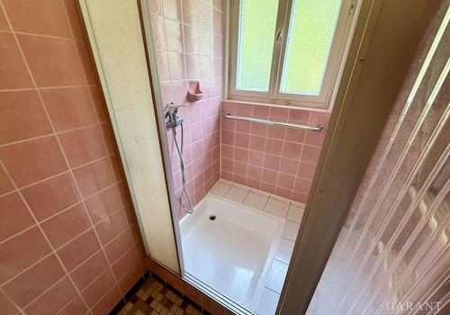 Dusche DG