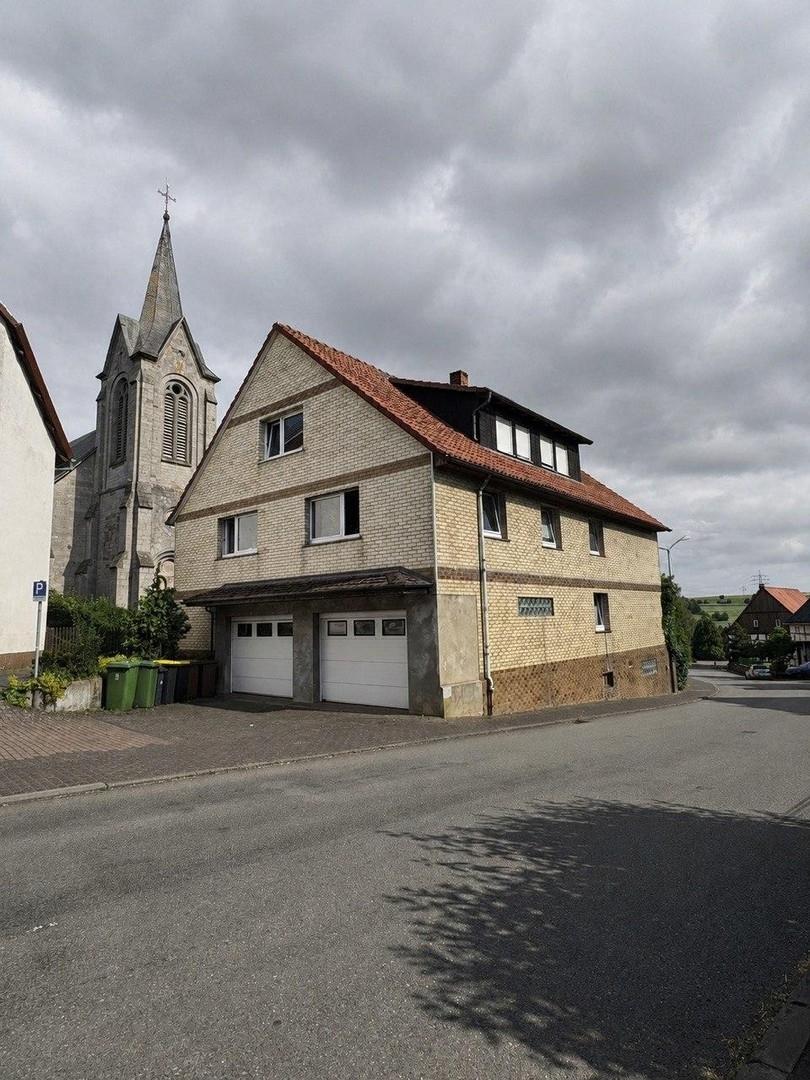 Doppelgarage/Stellplatz-Nord