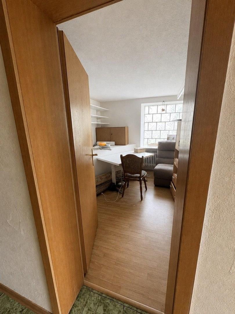 EG ehemals Büro