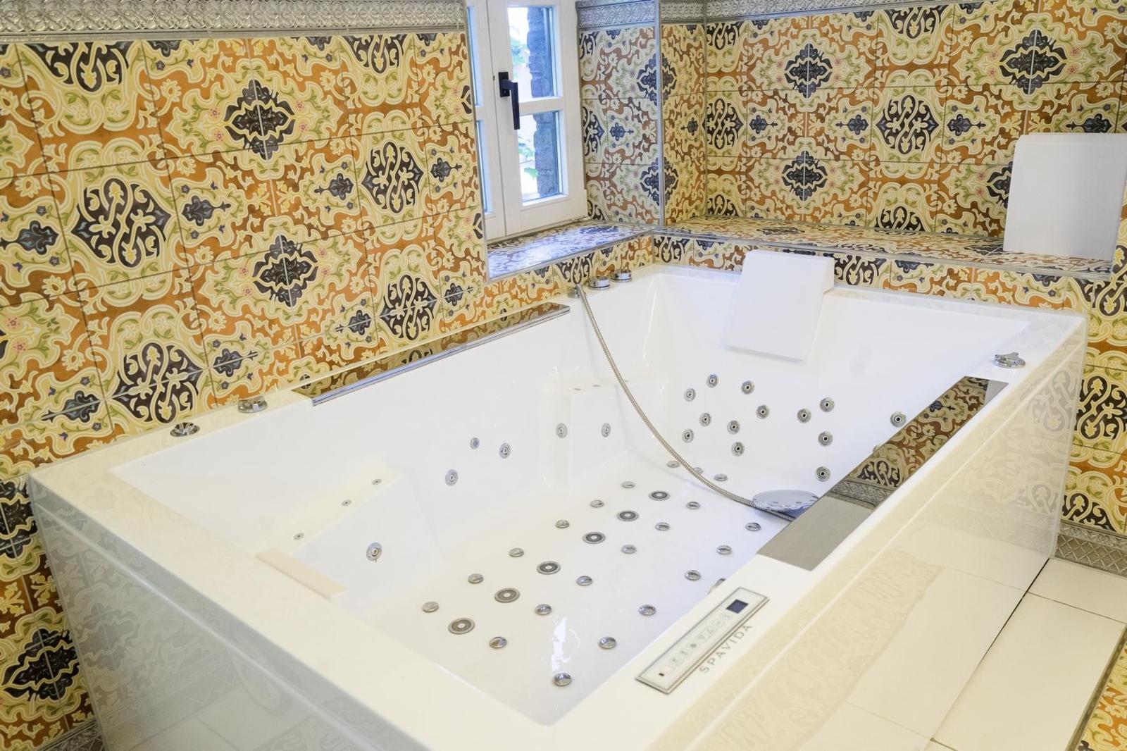 Spa-Badezimmer "Scheunenhaus"