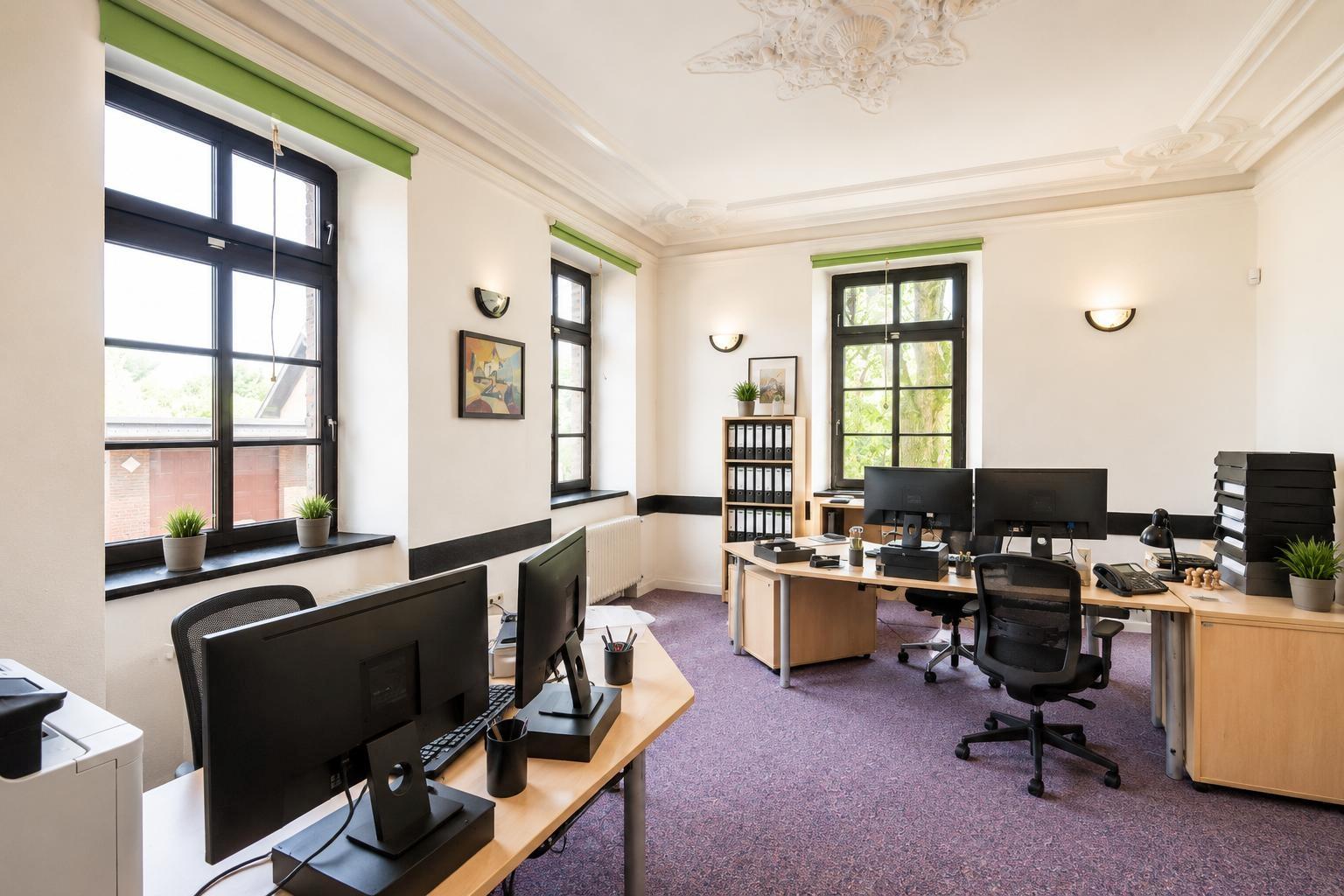 Büro 4 EG "Herrenhaus"
